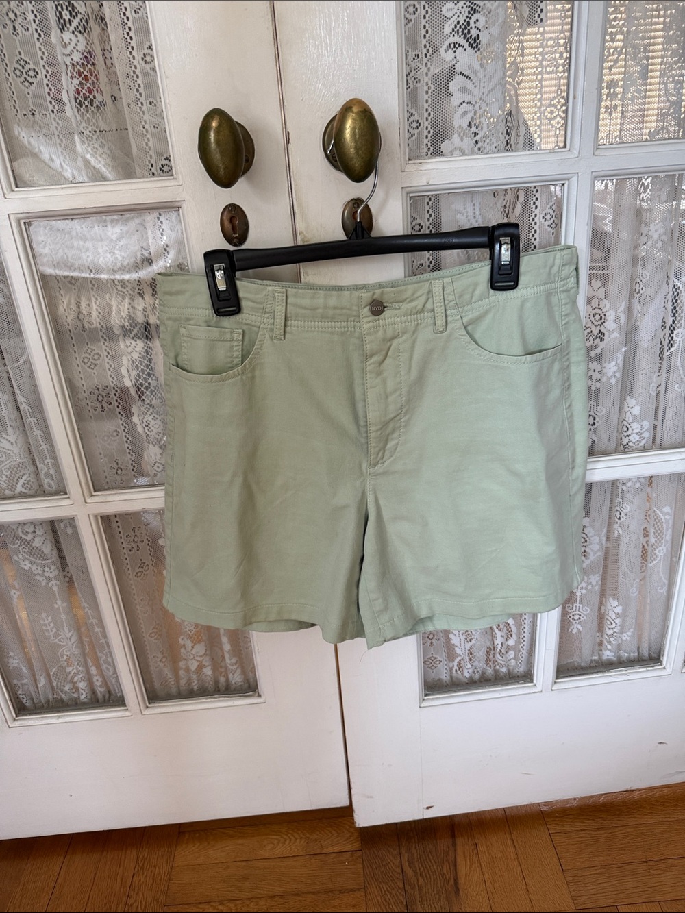 NYDJ Women’s light Green  Casual Shorts